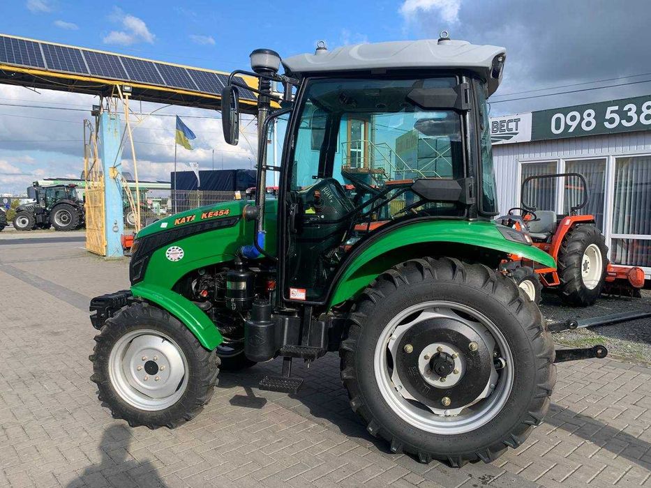 трактор KATA KE 454 з кондиціонером