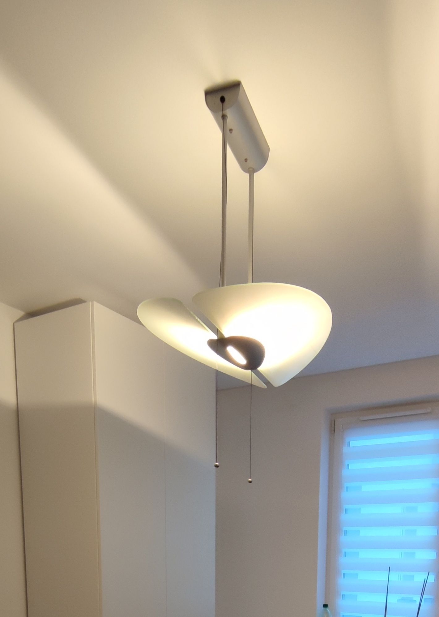 Lampa sufitowa do salonu