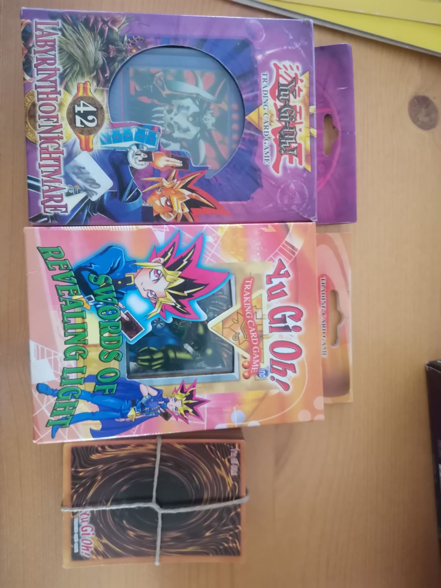 Vários jogos de tabuleiro completos