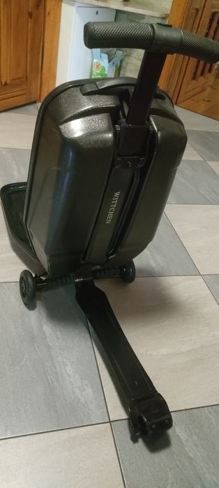 Walizka Wittchen z hulajnoga