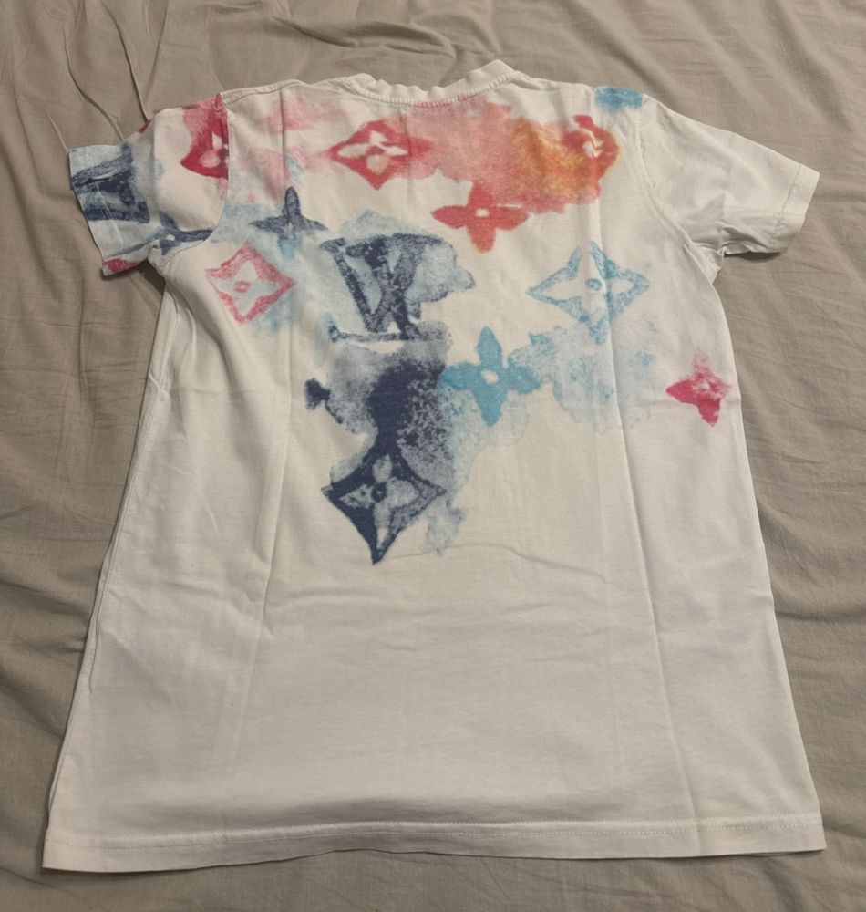 Camisola T Shirt LV Louis Vuitton