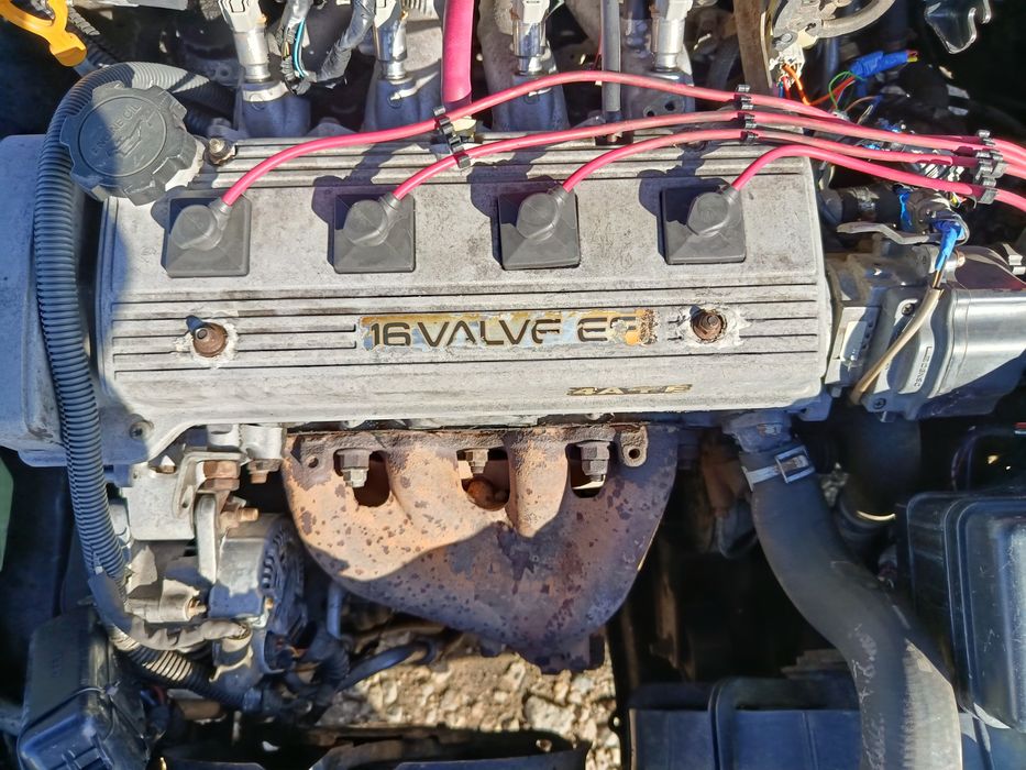 Продам двигатель TOYOTA CARINA E1.6 бензин