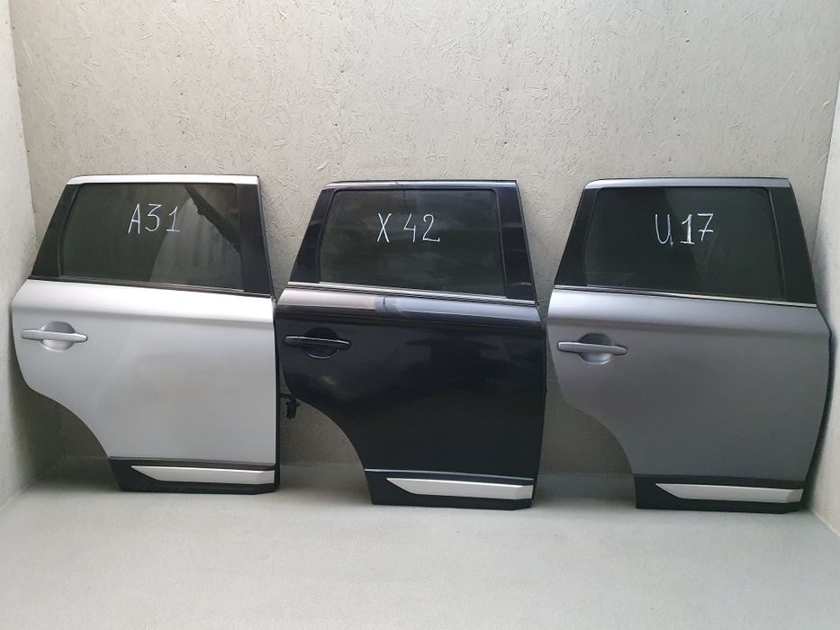 Двері праві задні Mitsubishi Outlander 3 2015-2021 Розборка