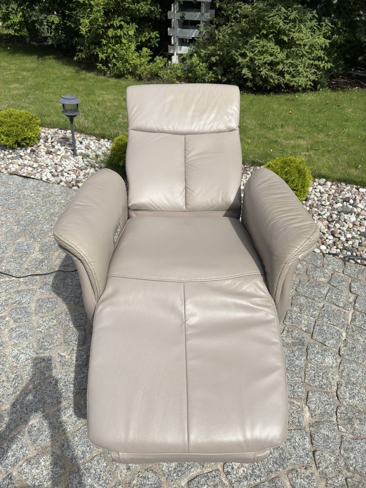 fotel rozkładany obrotowy z funkcją relax relaksacyjny elektryczny