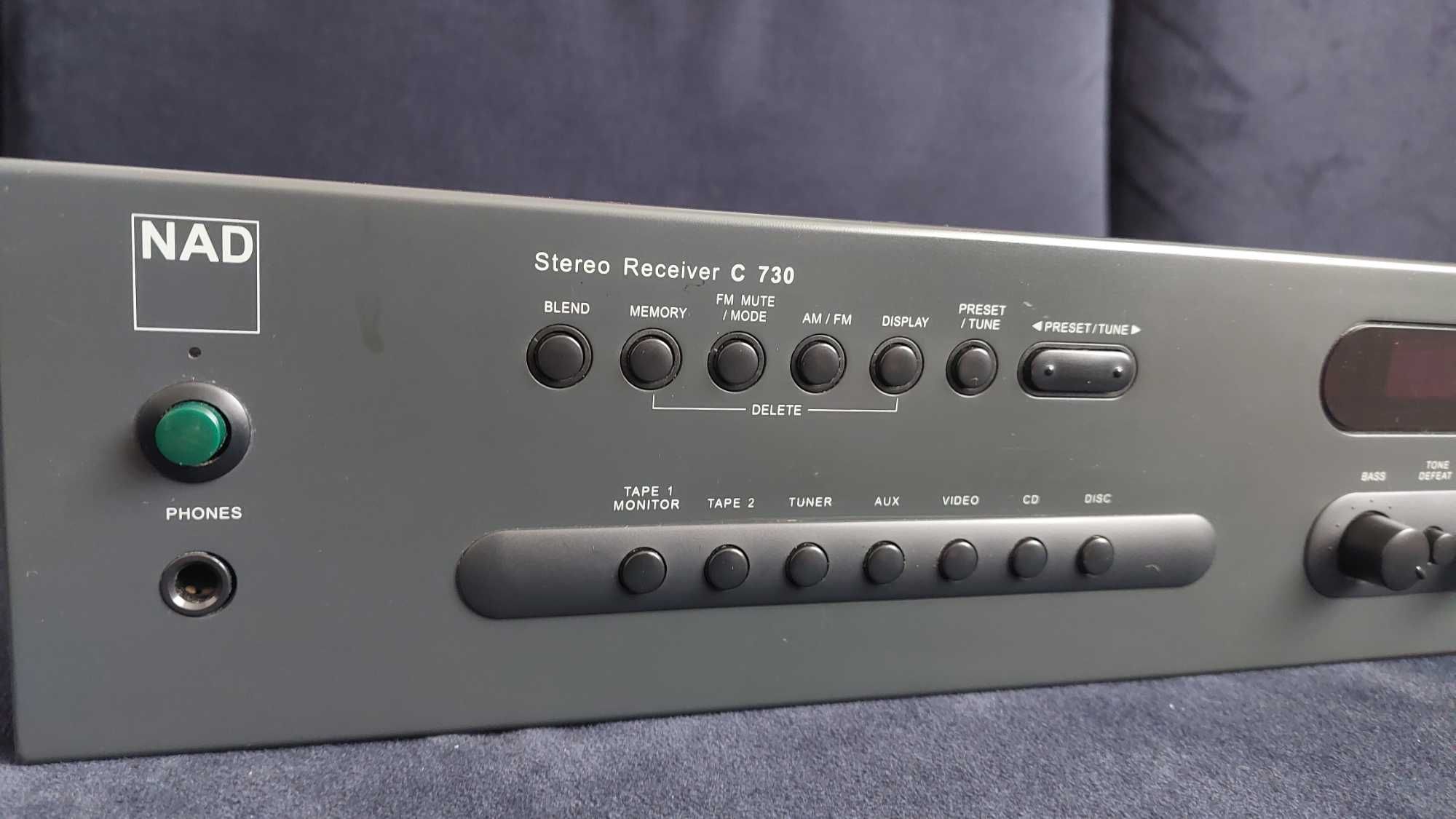 Amplituner NAD C 730