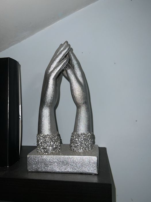 Escultura de mãos