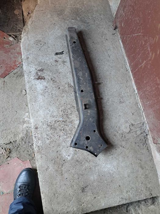 Продам лонжерон лівий новий до ВАЗ  дешево
