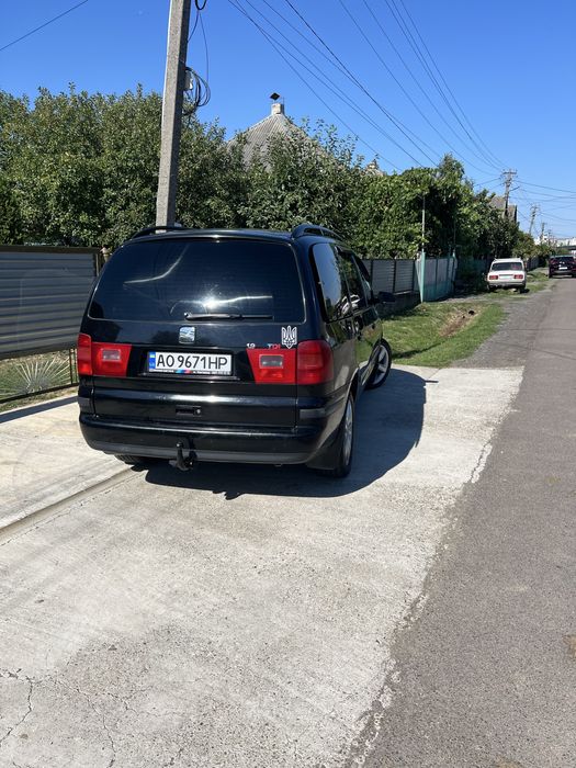 Продам сеат альхамбра 2003 року випуску