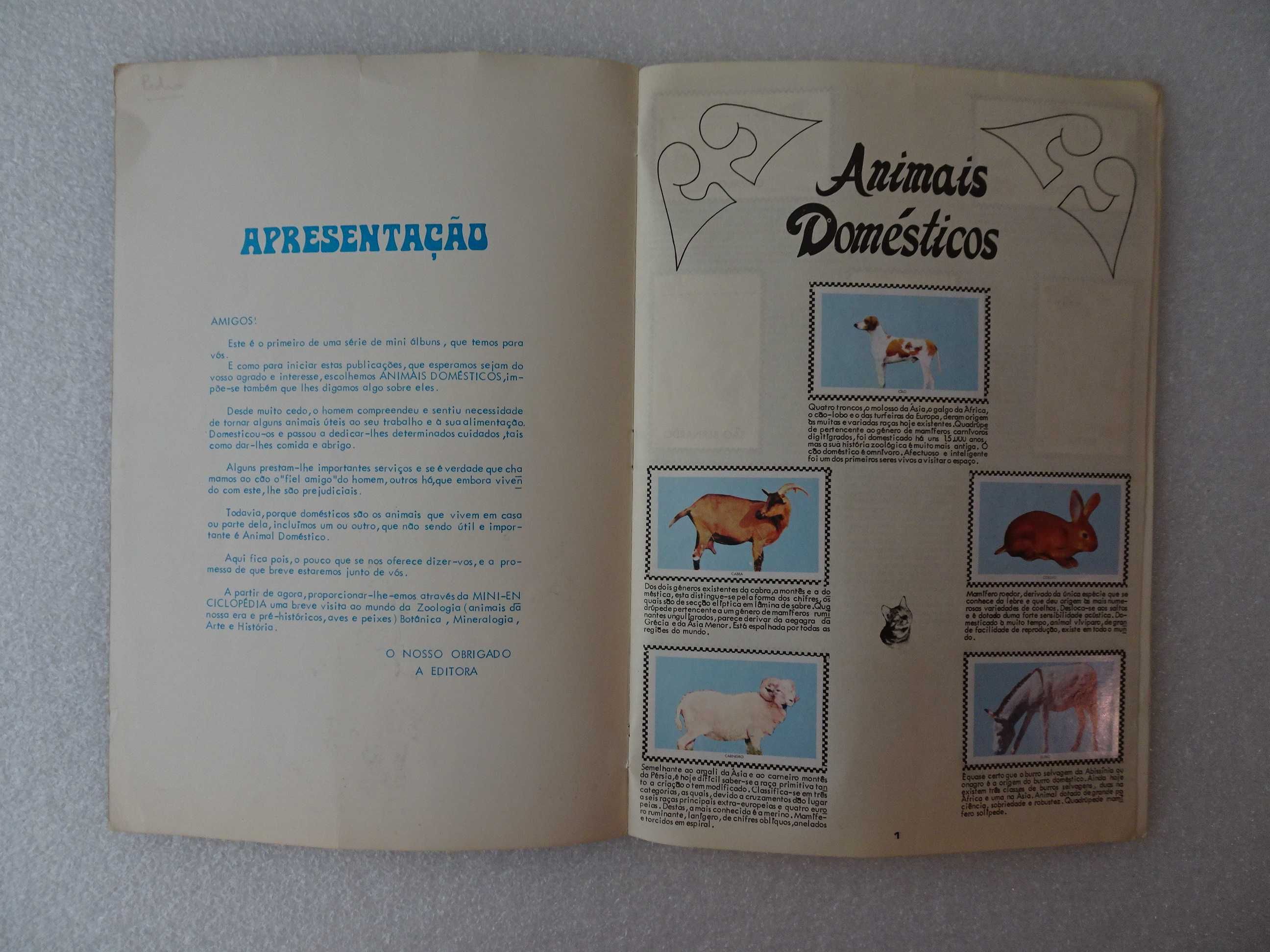 Caderneta de cromos completa Animais Domésticos