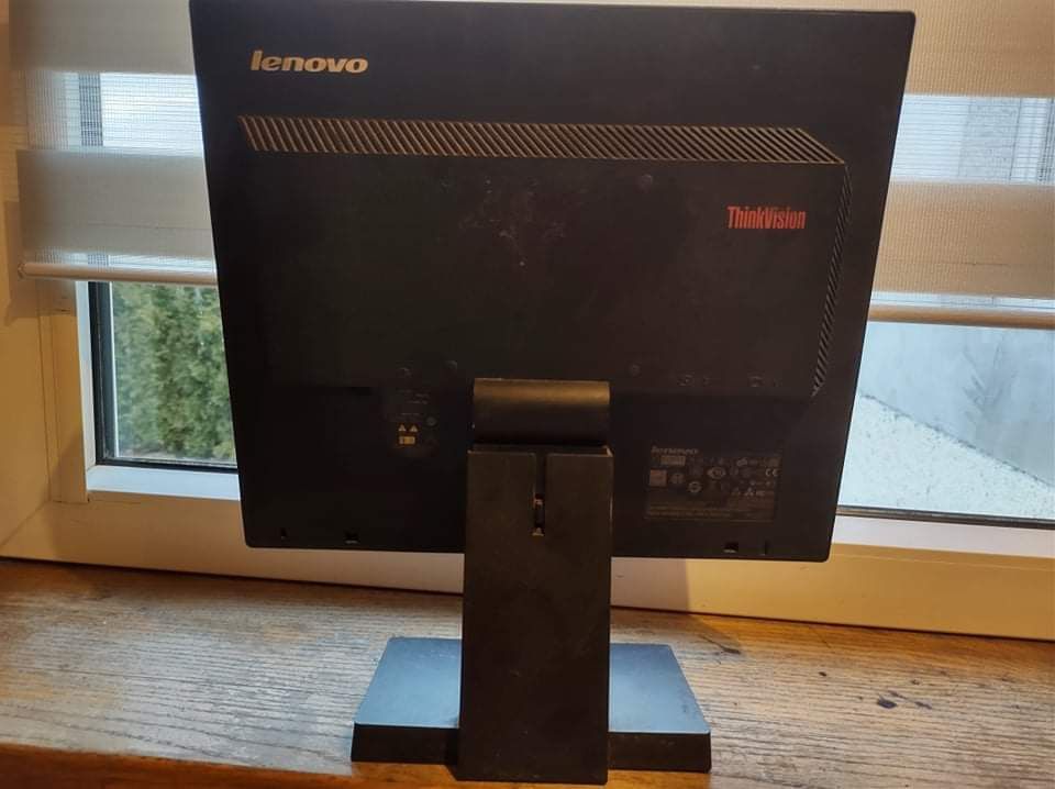 Monitor Lenovo ThinkVision