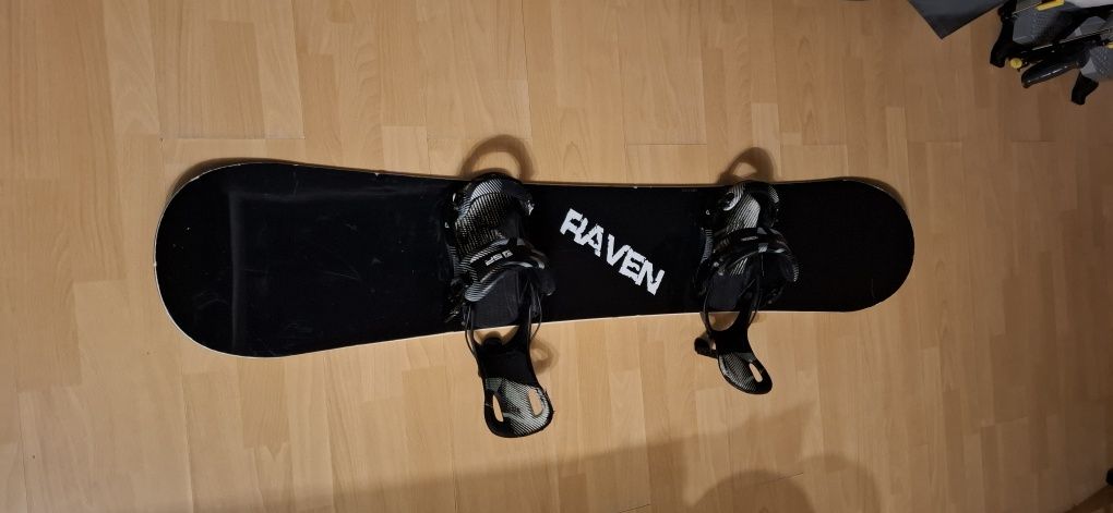 Deska Snowboardowa Raven 152 154 z wiązaniami Sp Fastec rozmiar M