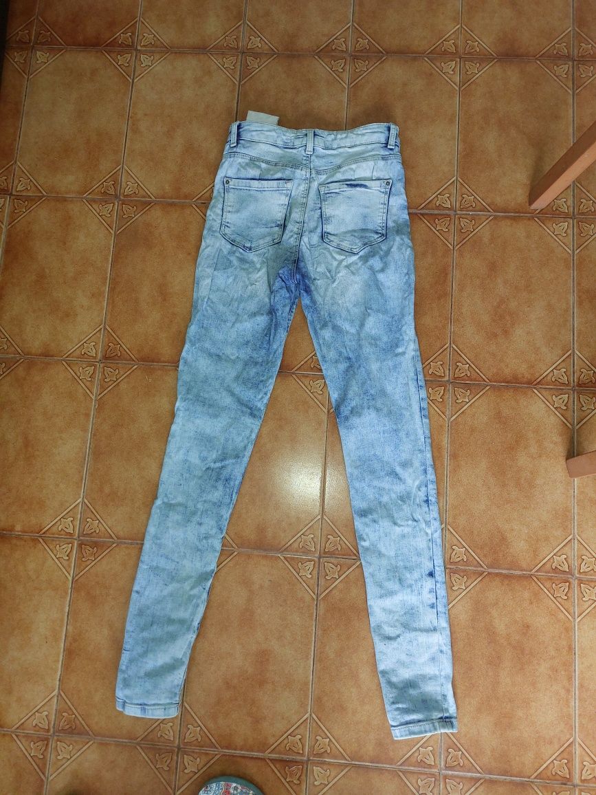 Calcas cintura subida
