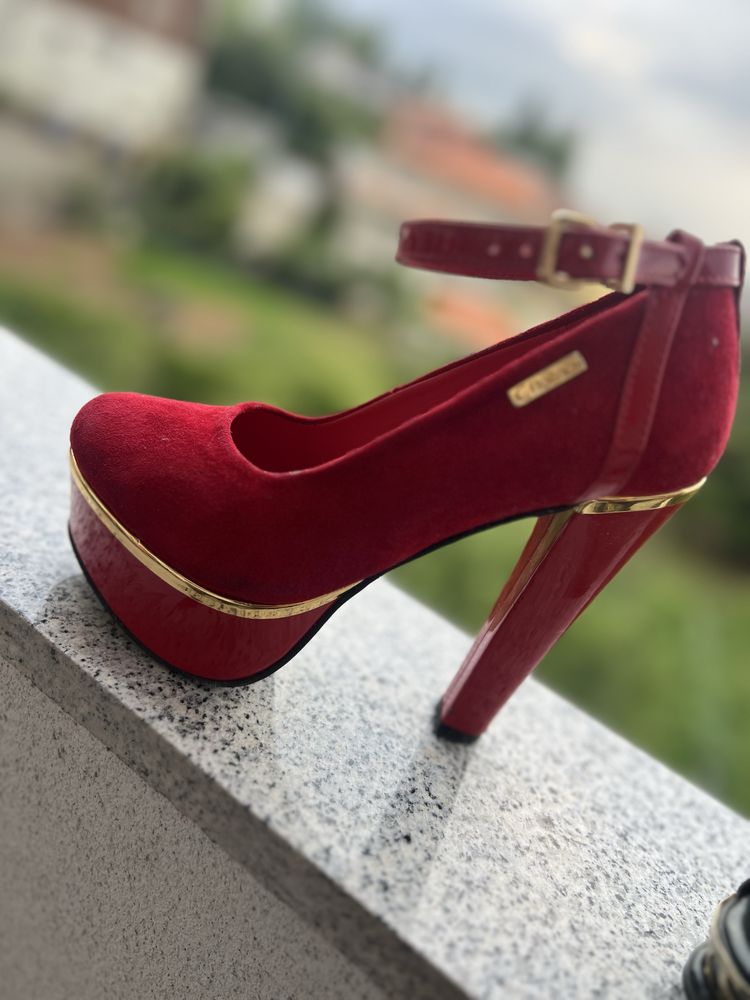 Sapatos de cerimonia ou dia a dia