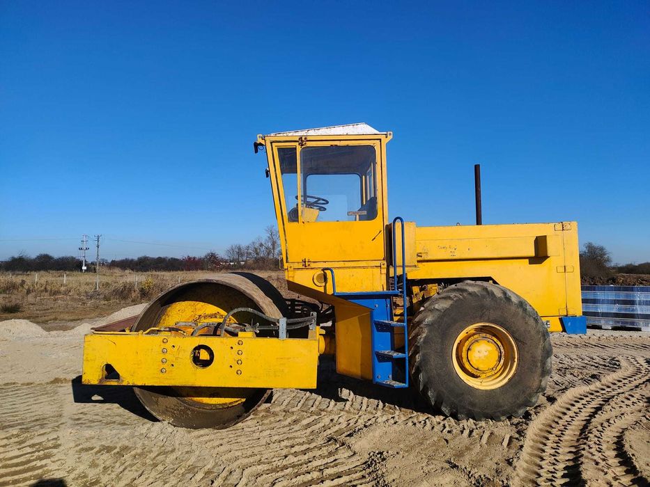 Walec drogowy STAVOSTROJ VV 170