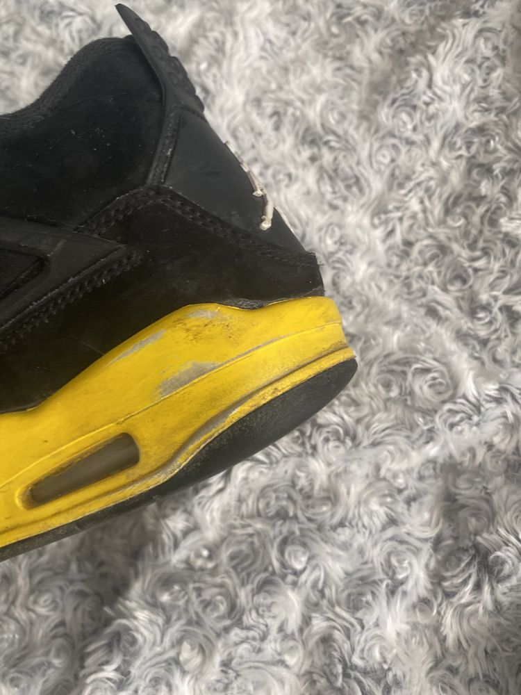air jordan 4 thunder yellow 40