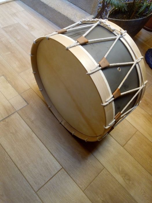 Bombos de romaria e de Zes Pereiras