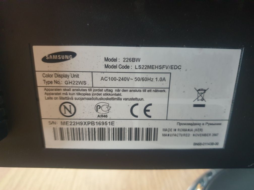Monitor LCD Samsung 22 cale czarny 226BW