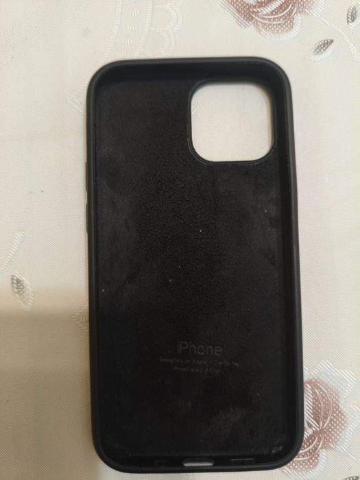 Продам чехли для iPhone 13 mini