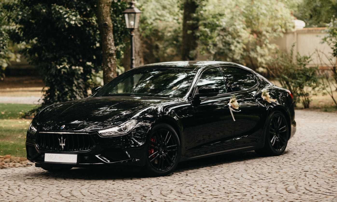 Maserati Ghibli  samochód auto z kierowcą do ślubu / na wesele
