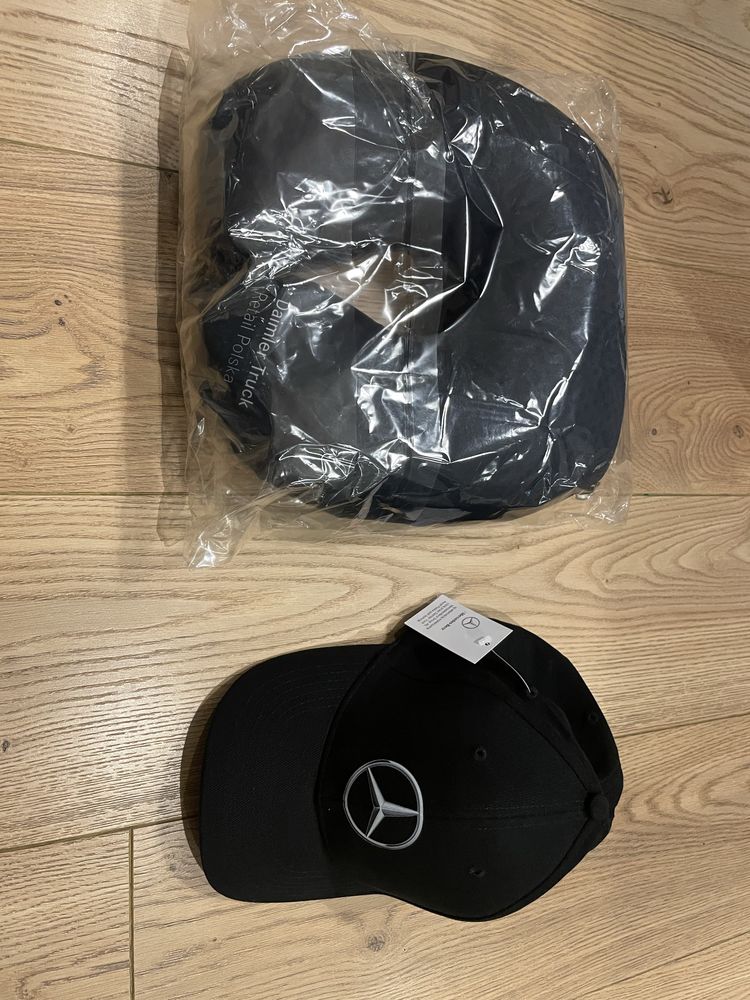 Mercedes Benz czapka z daszkiem + poduszka turystyczna