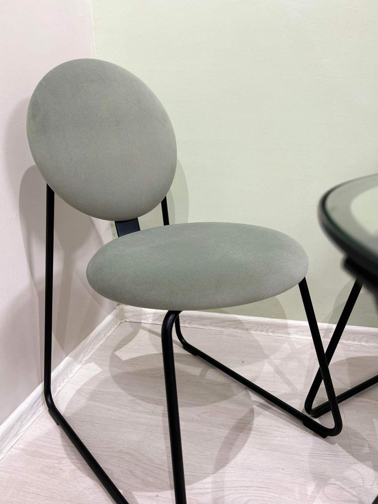 НОВІ столик та стільці з нової колекції від IKEA