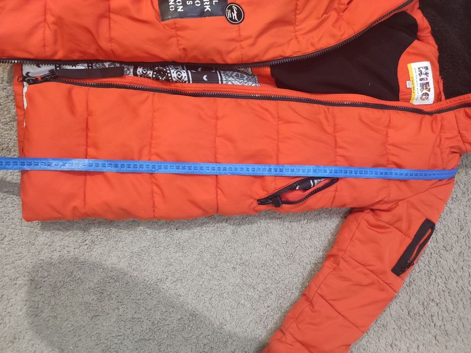 Зимова куртка дитяча на дівчину