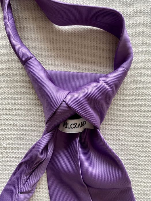 Fioletowy krawat Wólczanka