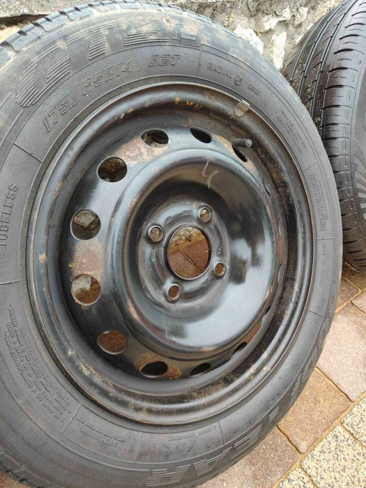 Kompletne Koła Opony Letnie + Felgi Stalowe R14 Peugeot