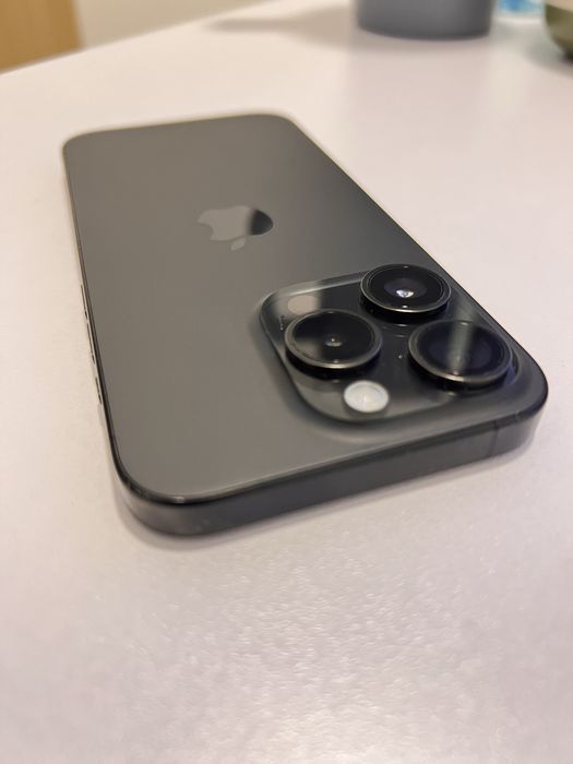 Iphone 15 pro - exelente