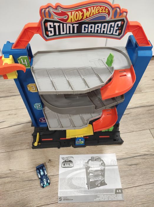 Hot Wheels City Przenośny Garaż