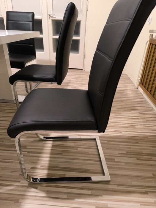 Stół biały lakierowany 140x90 i 6 krzeseł