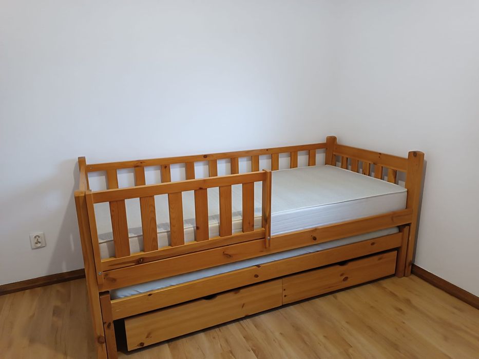 Łóżko drewniane podwójne piętrowe