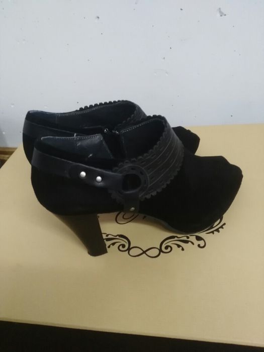 Botins como Novos