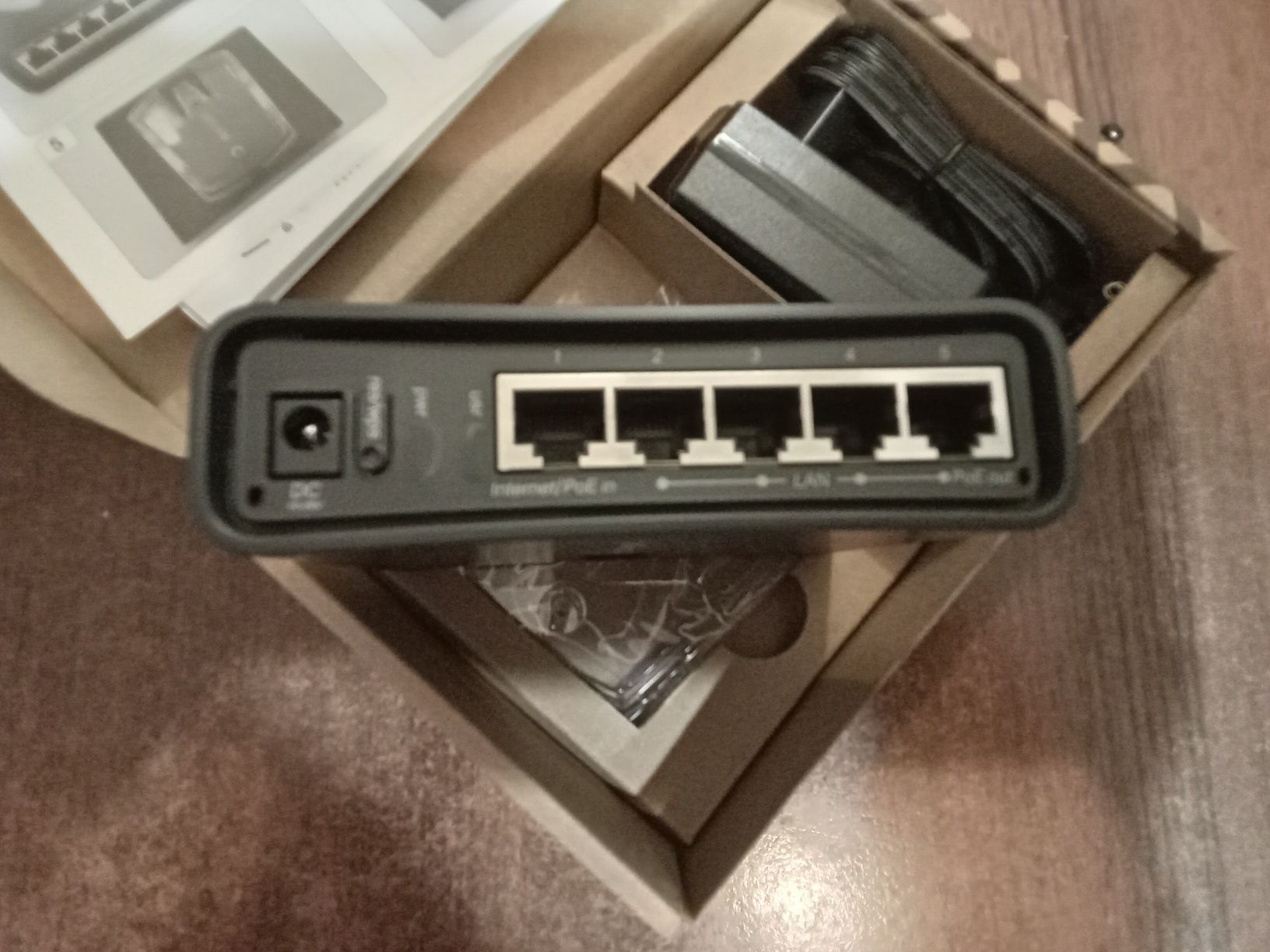 Маршрутизатор Mikrotik RB952