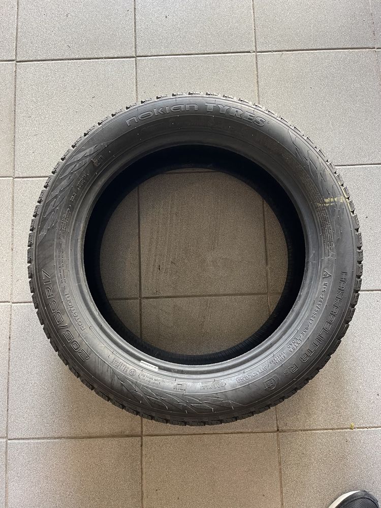 1шт NOKIAN 205/55 R17 95R XL FR