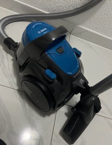 Stan idelany! Bosch bezworkowy odkurzacz nowy model