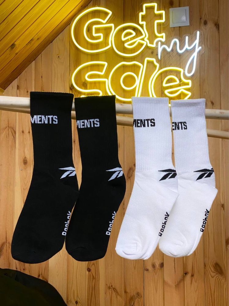 Носки Vetements x Reebok Black / White Raf Simons Balenciaga Socks.