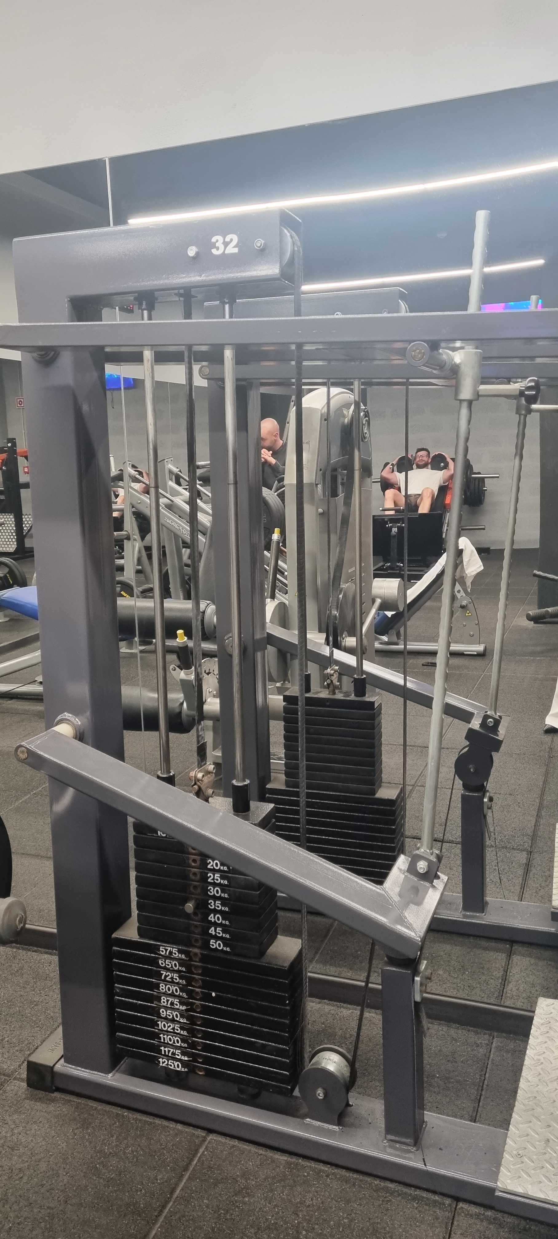 Máquina de musculação gervasport