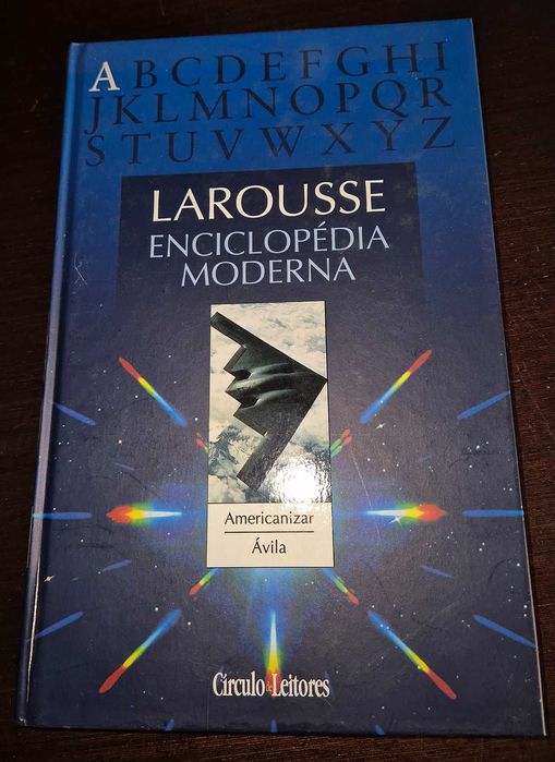 Larousse Enciclopédia Moderna - 2 volumes (como novos)