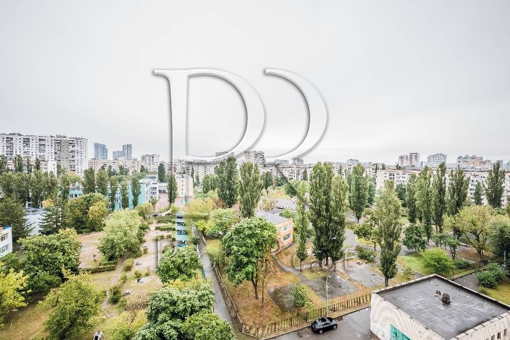 Продаж 2 кімн кварт на березі Дніпра Русанівка/Лівобережна