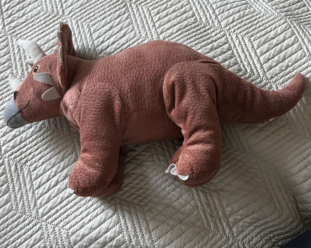 Dinozaur ikea teiceratops