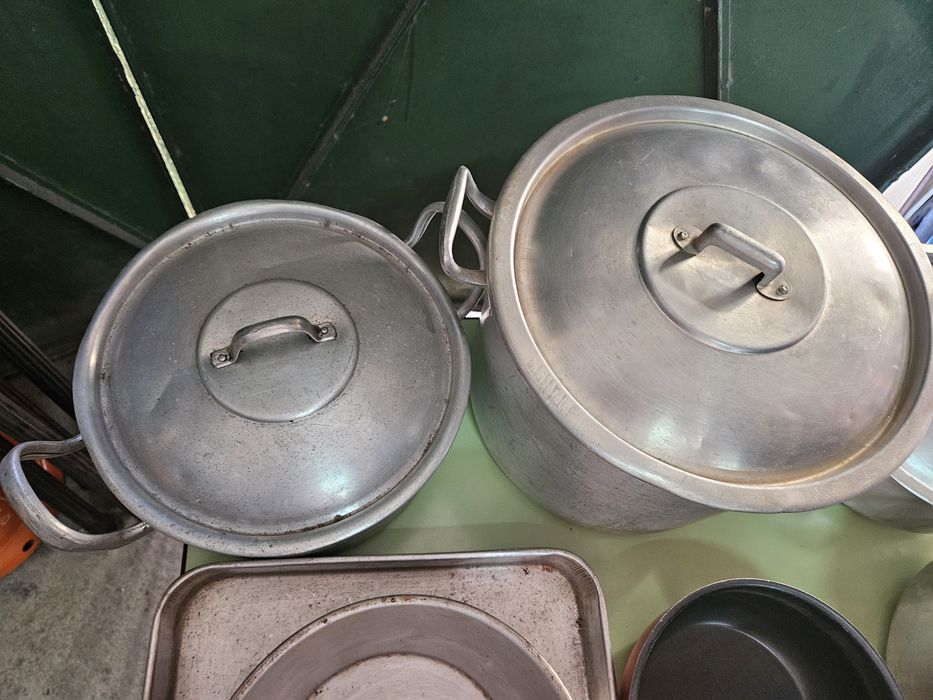 Lote de tachos e panelas