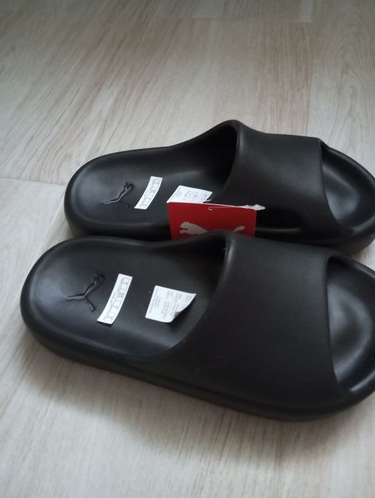 Нові шльопанці від Puma розмір 35.5
