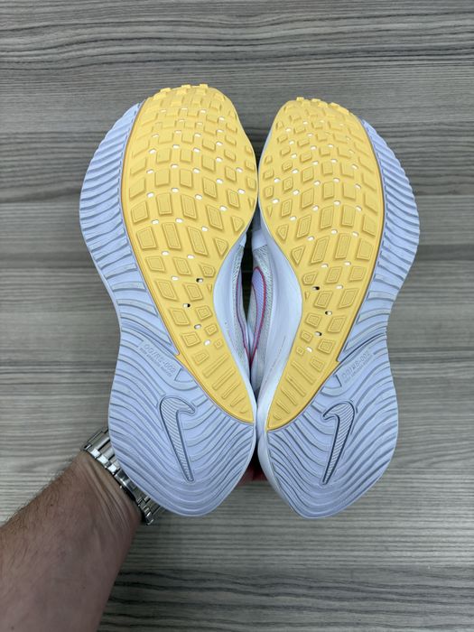 Кросівки Nike AIR ZOOM VOMERO 16 оригінал 38 р  _ Кроссовки nike air