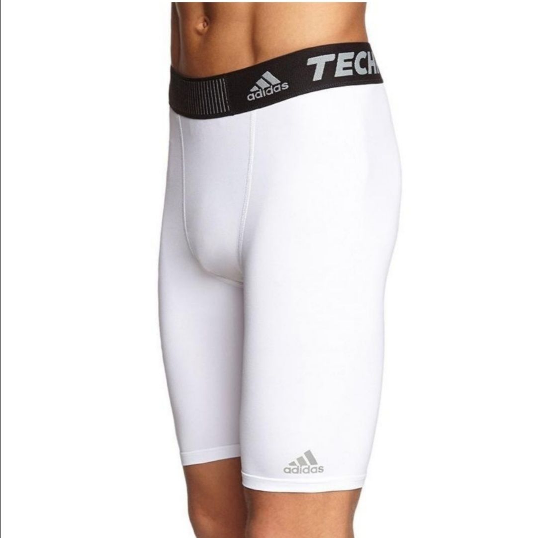 Компрессионные, термо шорты Adidas TECHFIT , оригинал