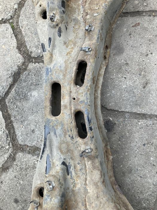 Opel Vectra C - sanki wózek belka zawieszenia tył