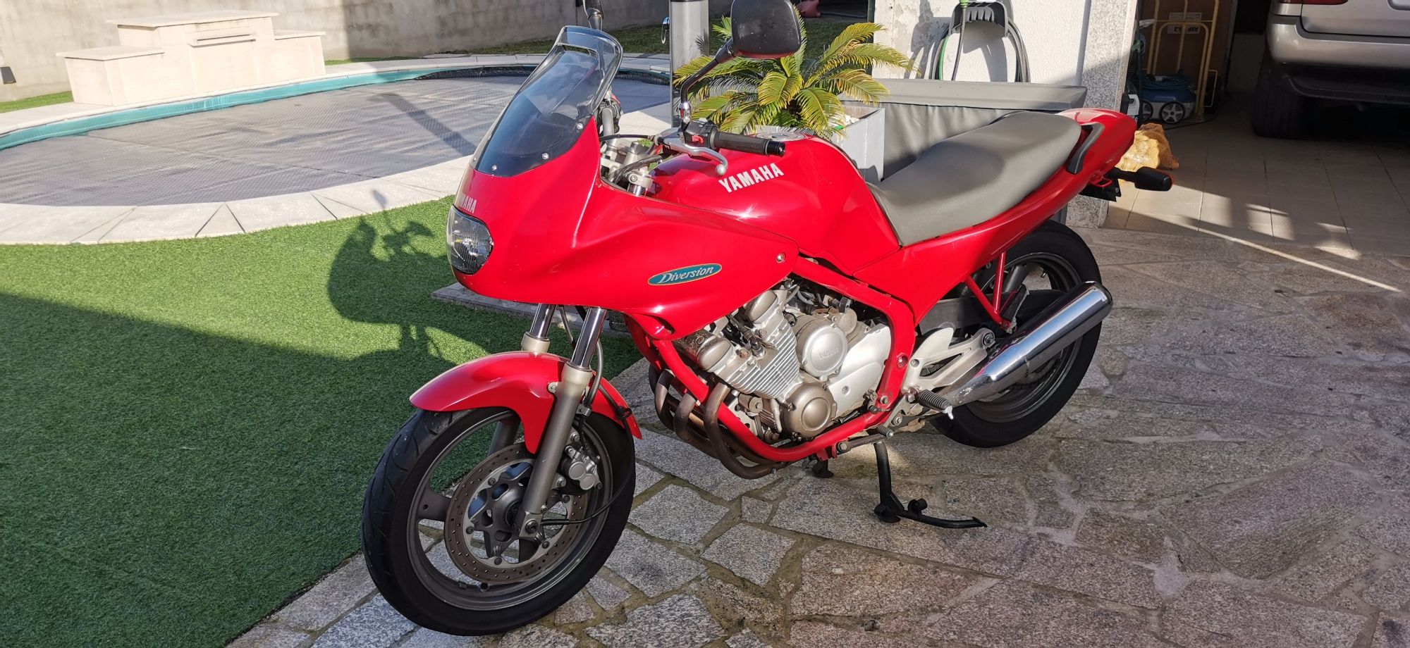Yamaha xj 600 com 72cv 1992
