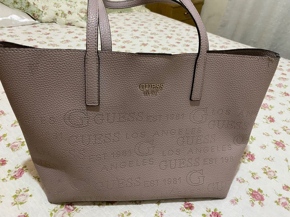Mala grande Guess