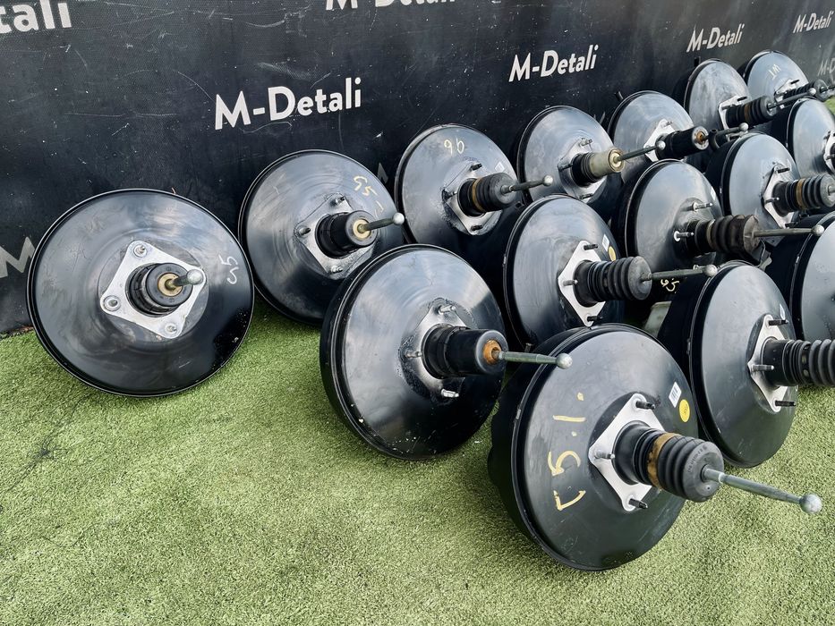 Вакуумный підсилювач гальм Гольф 5 6 Тоуран усилитель Touran Jetta VW