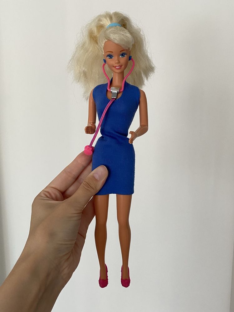 Барбі Dr. Barbie 1993, Барбі черлідерка